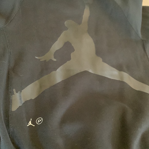 Jordan x Fragment Hoodie - Picture 5 of 8